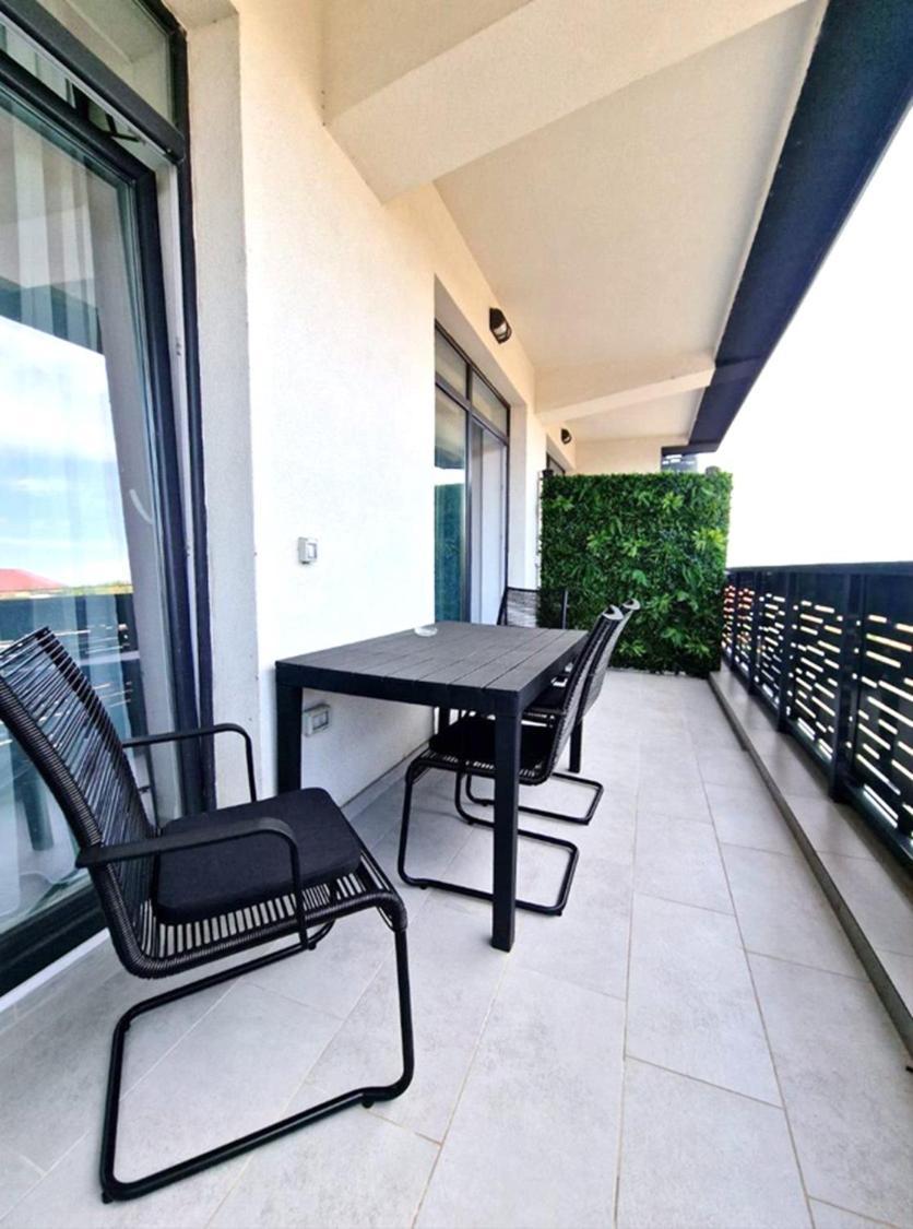 Bb Residence Arad Exterior foto